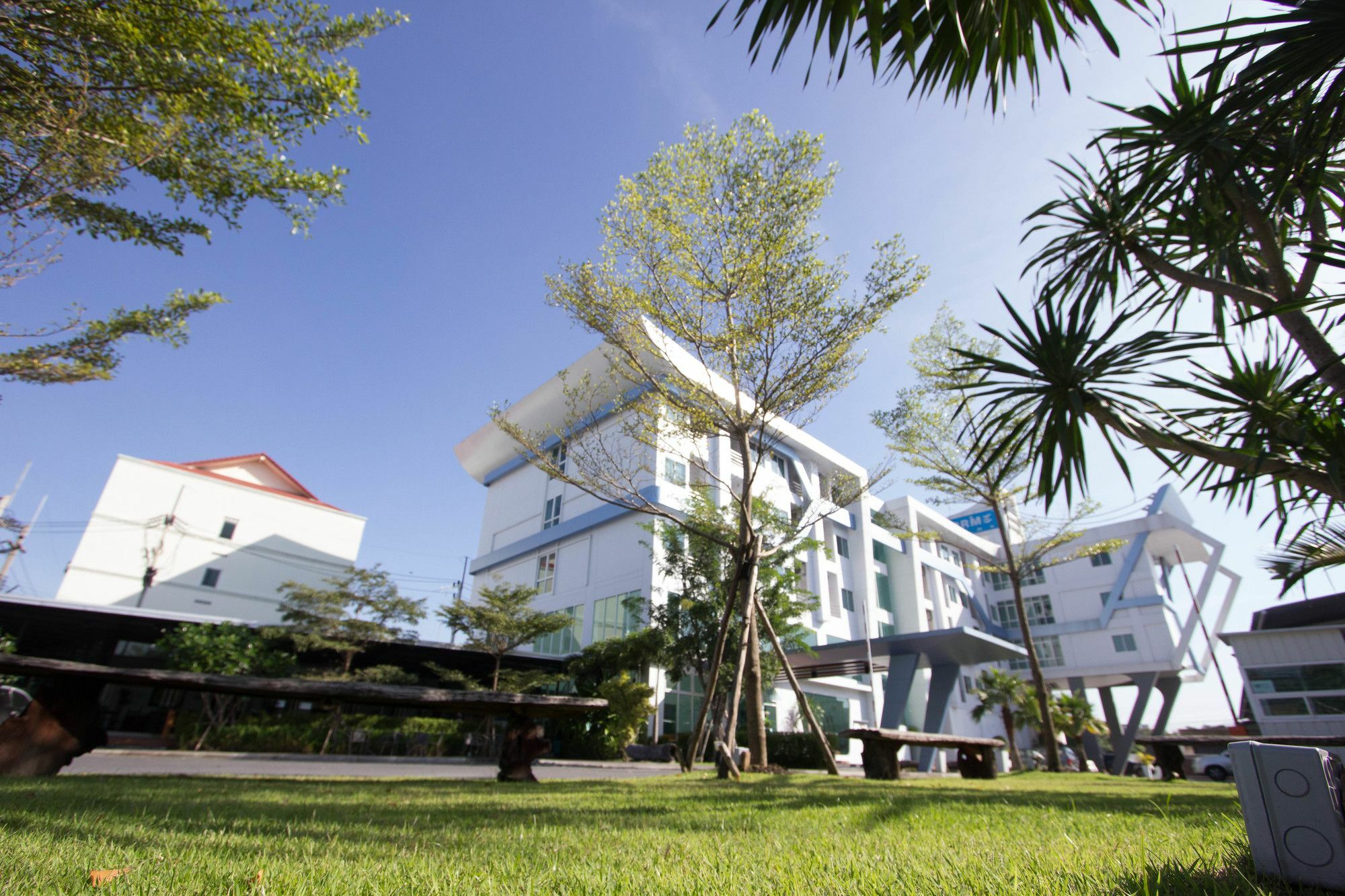 Prime Time Hotel Chonburi Exterior foto